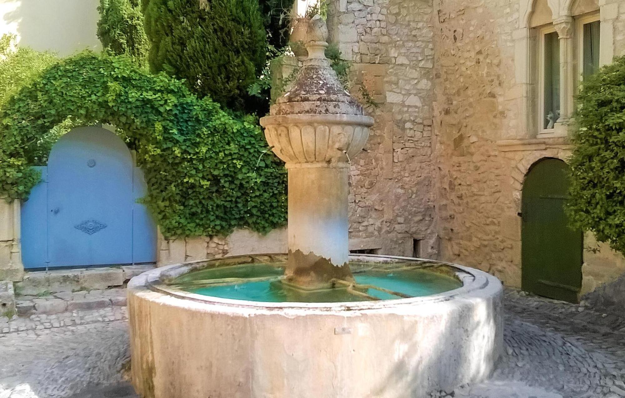 Beautiful Home In Vaison-La-Romaine Buitenkant foto